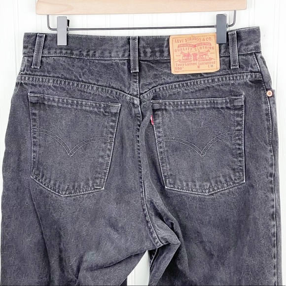 Vintage 90s Levi's 550 Women's Relaxed Fit Tapered Leg Black Denim Jeans Size 14 - Picture 4 of 7